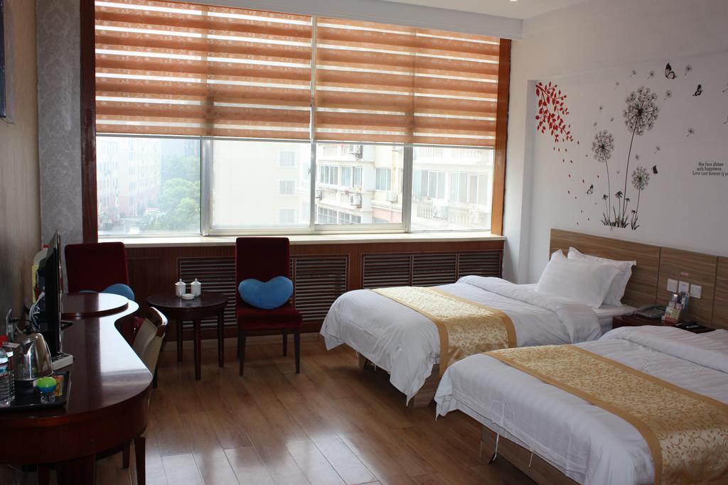 Qingdao Hongyun Jiahe Business Hotel Exteriör bild