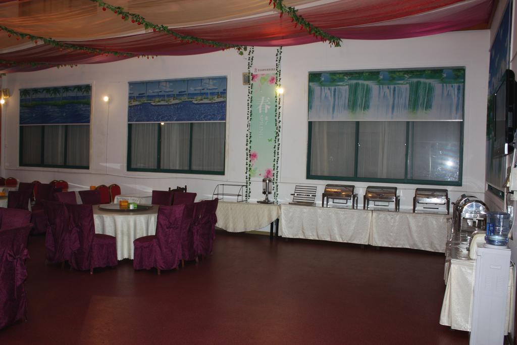 Qingdao Hongyun Jiahe Business Hotel Exteriör bild